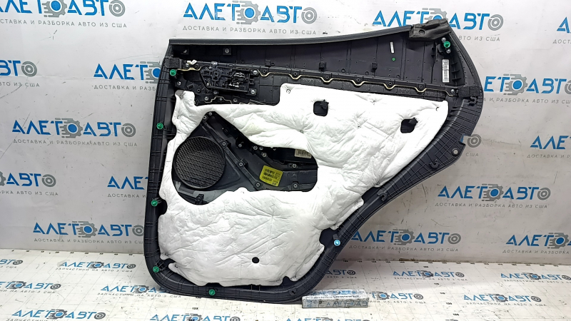 Door trim panel rear left Hyundai Santa FE Sport 13-16 black with gray plastic insert, leather armrest, scratches