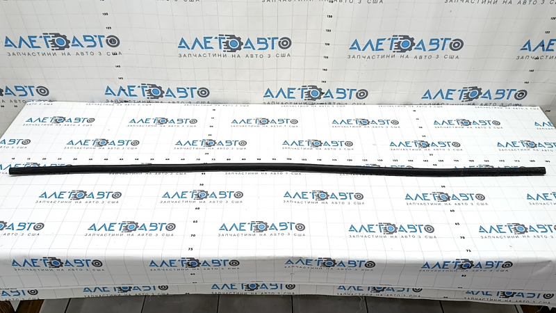 Left door sill seal for Mitsubishi Outlander 22-25