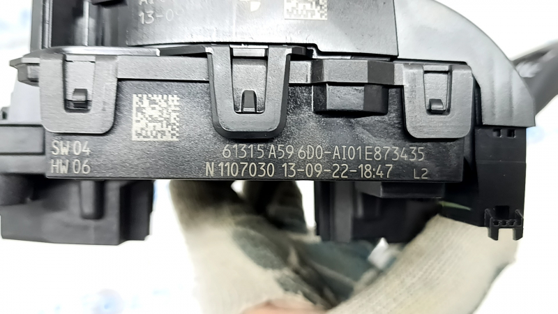 Steering column switches guitar assembly BMW 3 G20 23-25 with a cable without heated steering wheel, under the car high beam