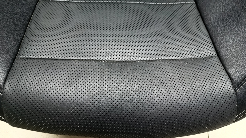 Ford Mustang mk6 15-23 driver's seat with airbag, electric + mechanical, coupe, black, leather, perforated, heated, blown, water damaged, motors not working, needs cleaning