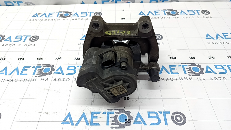 Rear right brake caliper assembly for Audi Q3 83A 19-25 electric