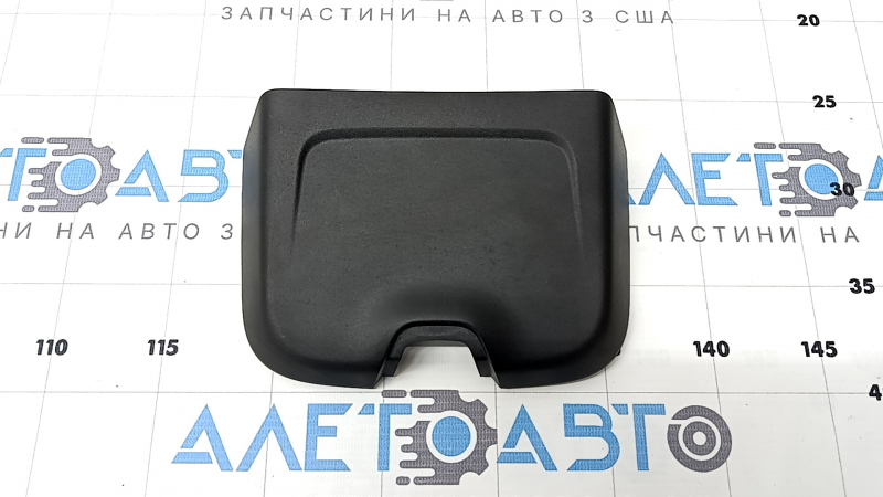 The interior mirror cover for the Audi Q3 83A 19-25 is black and has broken fasteners.