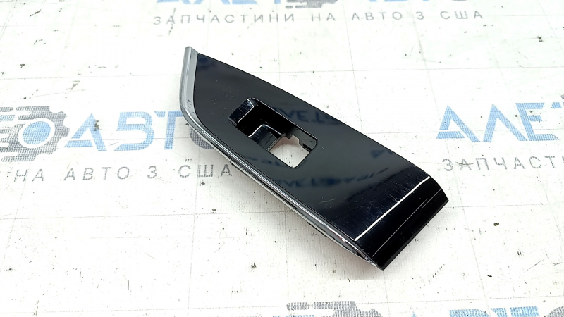 Right rear window lift control trim for Mazda CX-5 17-25, gloss black, with chrome molding, scratches