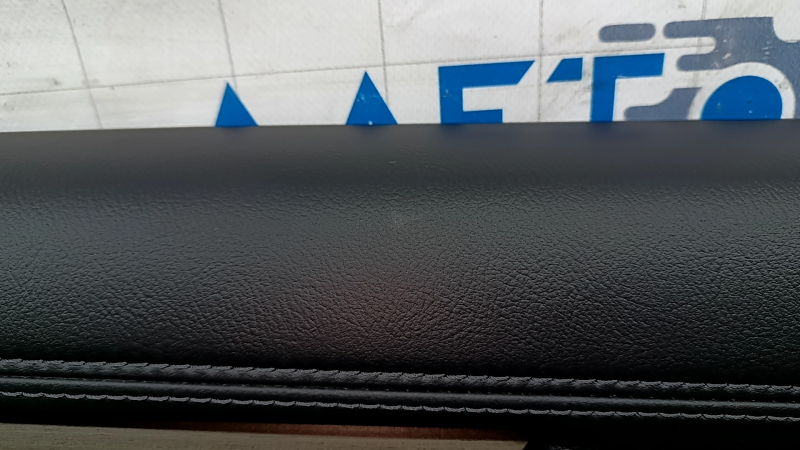 Door trim card rear right Mazda CX-5 17-23 black, armrest leather brown, trim with chrome molding under the tree, BOSE, scratches,