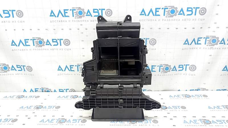 The bare heater housing of the Jeep Cherokee KL 19-23 air conditioner.