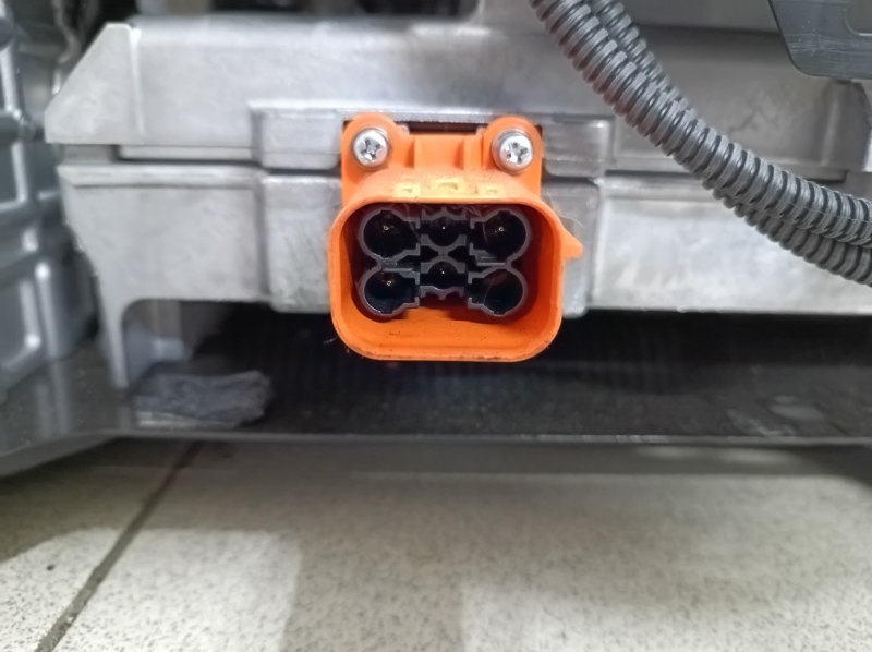 Ford Fusion mk5 13-20 plug-in 7.6 kWh, 102 kV, 296 V battery assembly