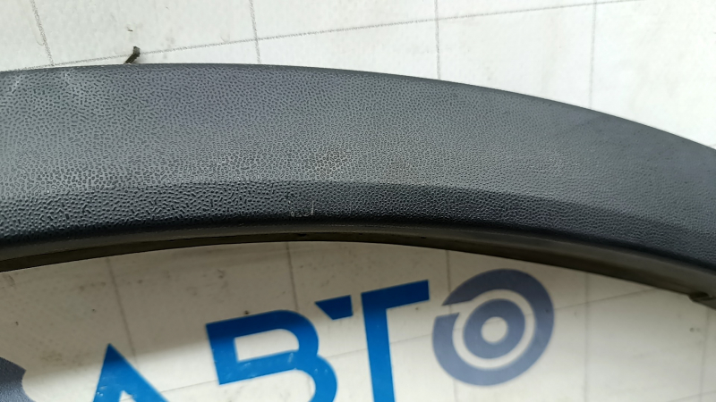 Front right fender arch trim for VW Tiguan 18-21, R-Line, scratches