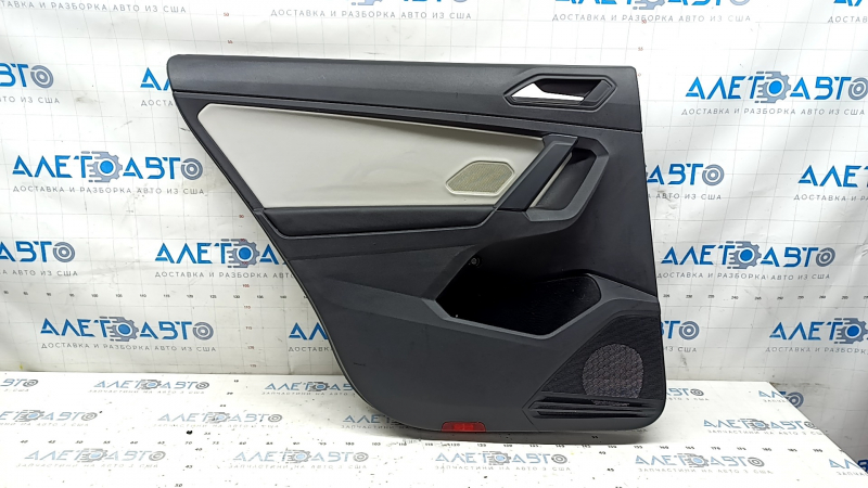 Black rear left door panel for VW Tiguan 18-20, leather armrest, gray leather insert, with handle, scratches