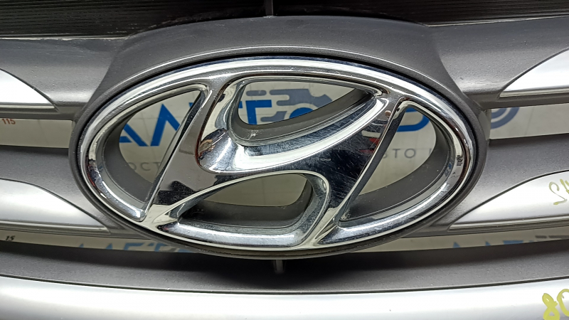Radiator grill assembly for Hyundai Santa FE Sport 2017-2018, with emblem, without camera, chrome, sand
