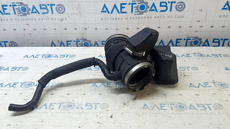 Air duct for Kia Sorento 16-20 3.3 manifold with resonators and tube