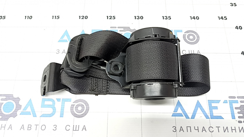 Jeep Grand Cherokee WL 21-25 2nd row left seat belt, black, long, dry-cleanable