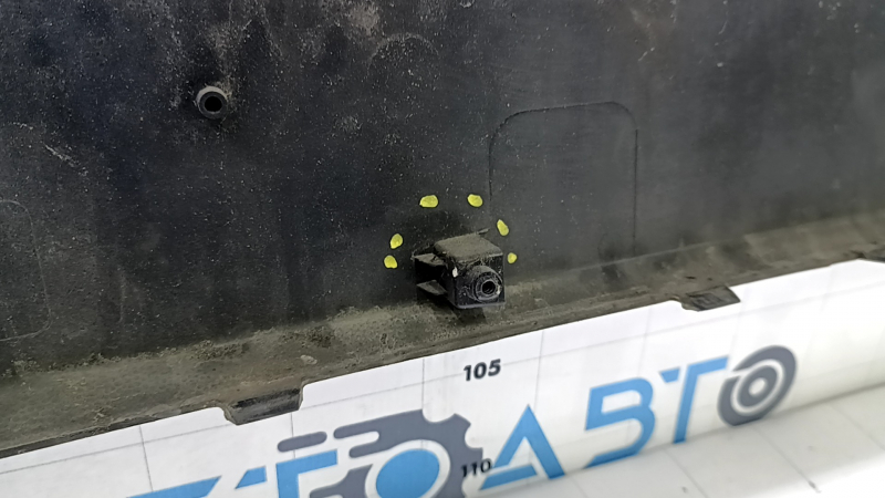 Kia Niro 17-19 HEV front bumper, PHEV without parking sensors, blue, cracks in the mounts, dented
