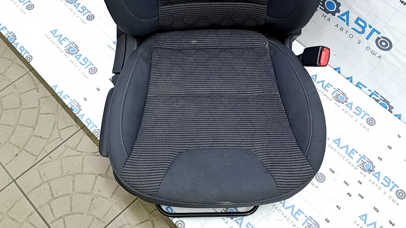 Kia Niro 17-22 HEV passenger seat, PHEV without AIRBAG, combined gray, mechanical, without headrest, needs cleaning, scratches on the lining