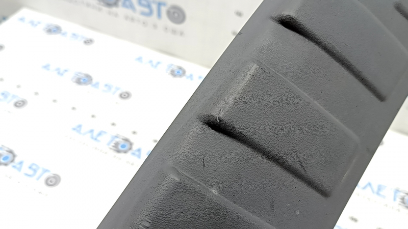 Subaru Outback 15-17 rear bumper trim, scratches and texture