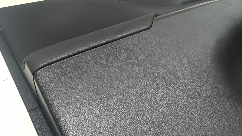 Door trim panel, front left, Toyota Venza 21-22 XLE, Limited, black, leather, memory, with handle, dark gray trim, scratches