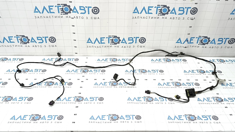 Mercedes W167 GLE 350 450 20-23 front bumper wiring for parking sensors and radar cruise control, the parking sensor connector is broken
