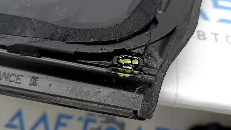 Rear left window, blind glass, Volvo XC60 18-25, without TV tuner, with antenna, tinted, with molding, glossy black, broken fasteners