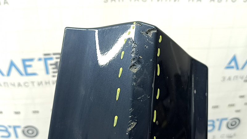 Volvo XC60 18-25 lower rear right door trim, scratches, dents