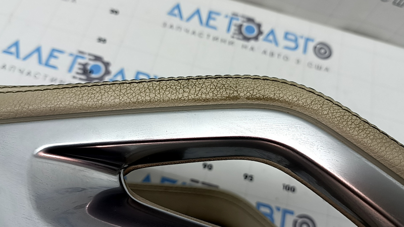 Upper center console trim for Mercedes W167 GLE 350 450 20-23, beige leather with chrome, backlit, worn, needs cleaning, scratches