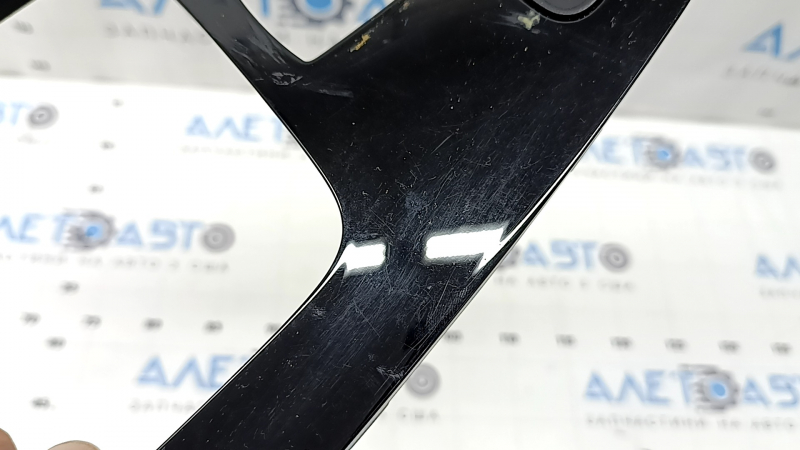 Mercedes W167 GLE 350 450 20-24 center console trim, glossy black, scratches, needs cleaning