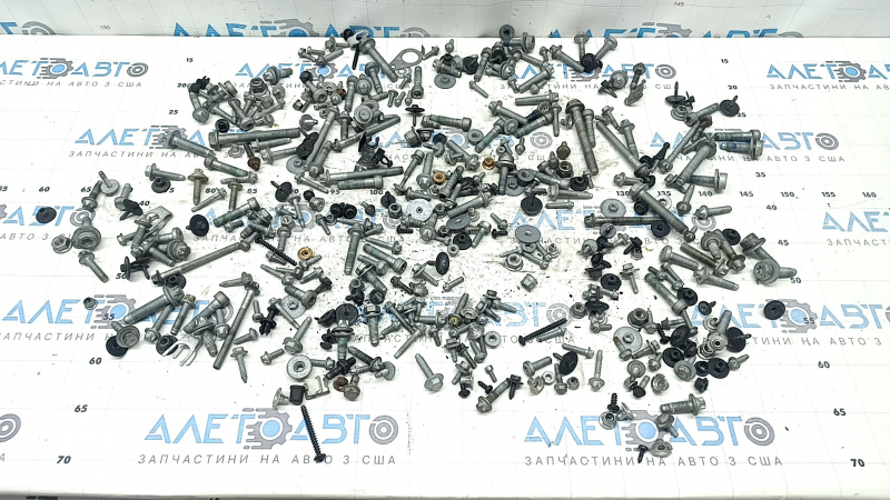 Underhood hardware (body) Mercedes W167 GLE 350 20-23 incomplete