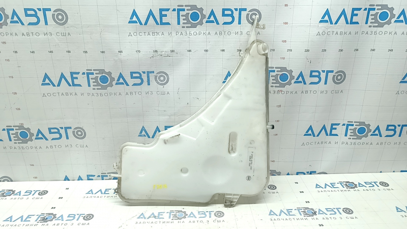 BMW 3 F30 12-18 washer reservoir without neck and lid, without headlight washer, broken fasteners