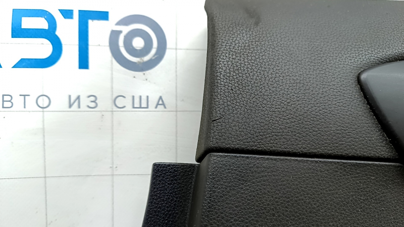 Rear right door panel for Toyota Highlander 20-22 with curtain, black leather, black insert, black leather armrest, scratches, needs cleaning