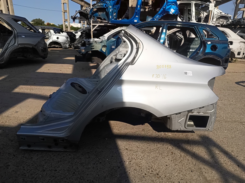 Quarter wing rear left BMW 3 F30 4d 12-18 on the body, silver