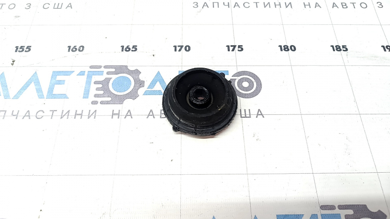 Lower left radiator support for a Kia Sportage 17-22 2.4-liter tire