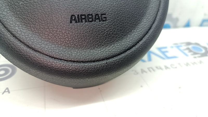 Kia Sportage 17-22 driver's steering wheel airbag, black, needs cleaning, scratches