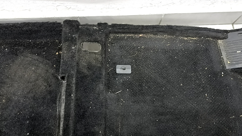 Kia Sportage 17-22 black floor covering, ready to clean