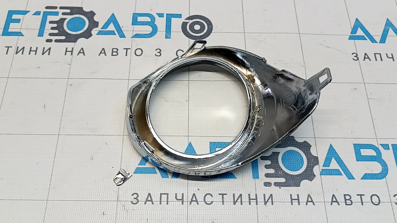 Right fog light frame for Lexus ES300h ES350 13-15 pre-rest chrome, broken mount
