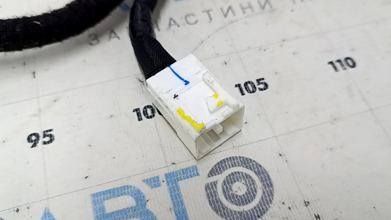 The Lexus NX200t NX300h 15-17 passenger seat wiring is large and the connector is broken.