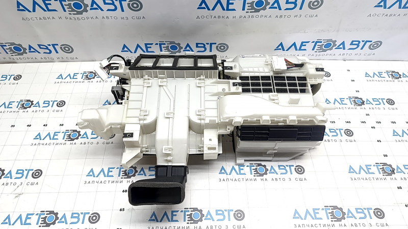 Nissan Ariya 23-25 heater and air conditioner assembly