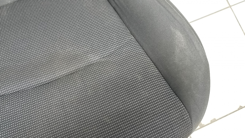 Driver's seat for Toyota Rav4 19-25 without airbag, mechanical, cloth, black, dry-cleanable