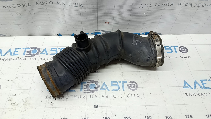 Air duct for manifold Toyota Rav4 20-25 hybrid, USA built