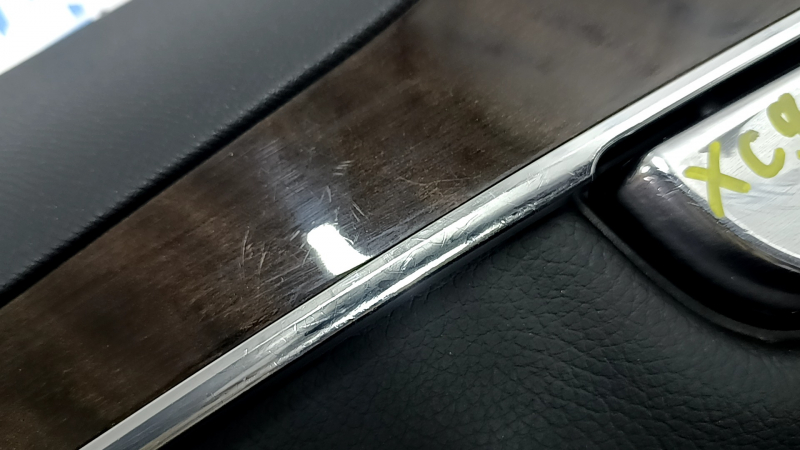 Volvo XC90 16-22 black leather front left door panel, black leather armrest and insert, birch molding, Bowers & Wilkins, with backlight, needs cleaning, scratches