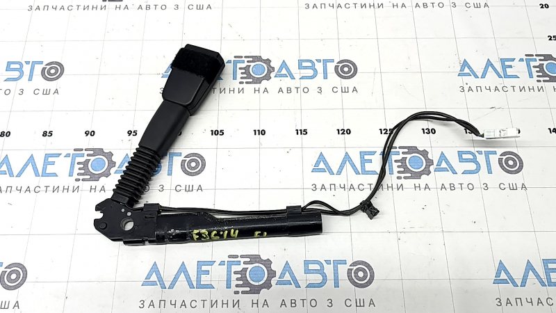 Front left seat belt tensioner BMW 4 F32/36 14-20 Coupe, Gran Coupe, black, type 2, worn