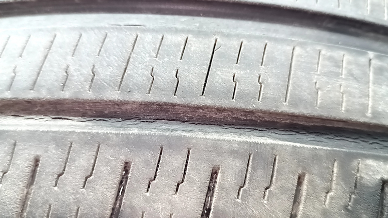 Tire R18 225/45 Pirelli Cinturato P7 2021 all-season 5mm, cracked