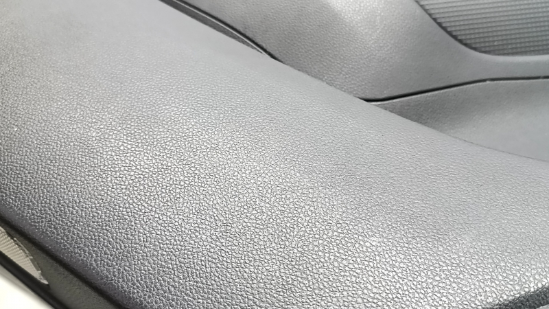 Subaru Forester 19-24 SK front left door panel, black with gray insert, cloth + leather, gray leather armrest, with handle and seal, scratches, dented, needs cleaning