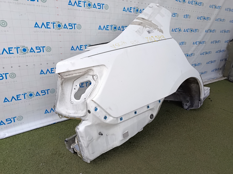 Quarter wing rear right Toyota Camry v50 12-14 usa white 040, sawed off