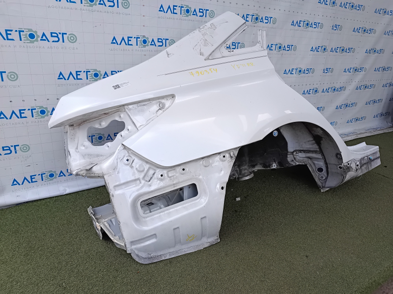 Quarter wing rear right Hyundai Sonata 11-15 white, sawed off