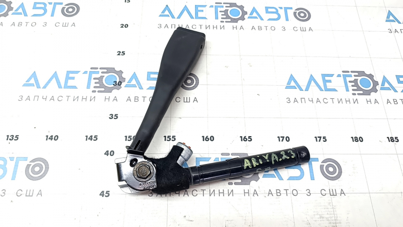 Nissan Ariya 23-25 passenger seat belt tensioner
