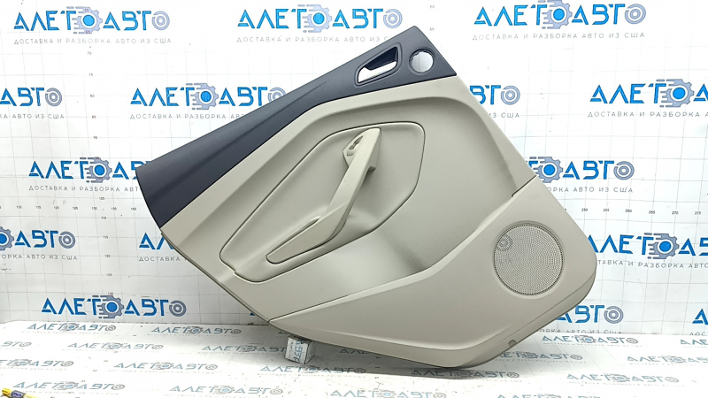 Rear left door panel for Ford C-max MK2 2013-2018, beige with beige plastic insert, beige leather armrest, with a tweeter, with a handle, scratches