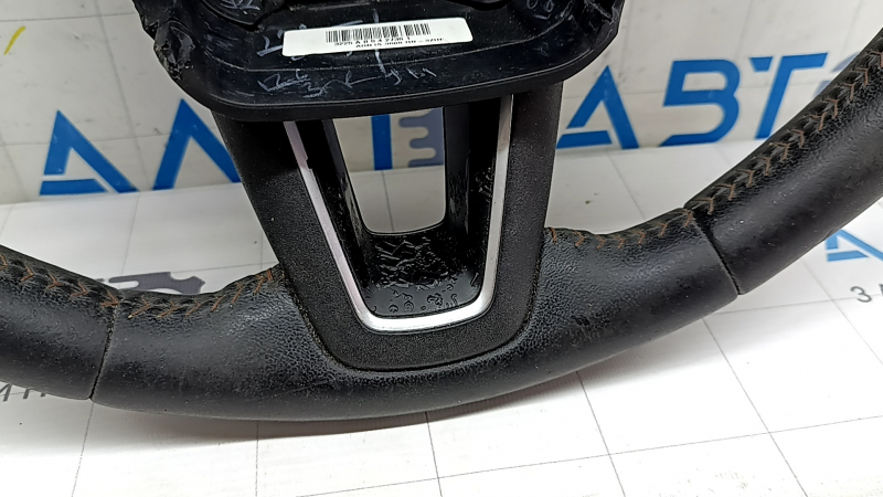 Ford Ecosport 18-20 black leather steering wheel, no buttons, scratches, needs cleaning, swollen lining