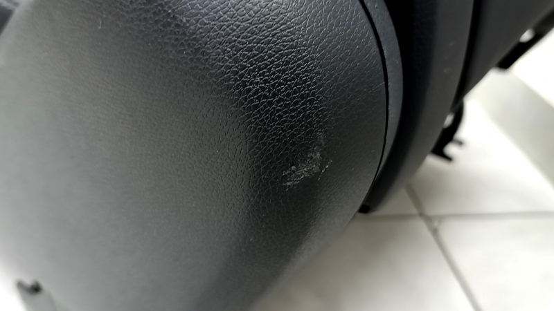 Mercedes GLC 16-22 driver's seat with airbag, electric, heated, memory, black leather, gray stitching, scratches on the lining