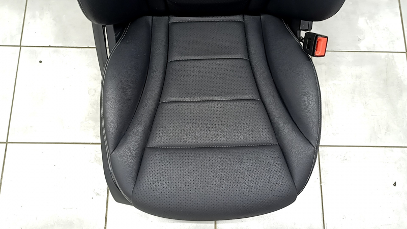 Mercedes GLC 16-22 passenger seat with airbag, electric, heated, black leather, gray stitching, scratches, dented headrest