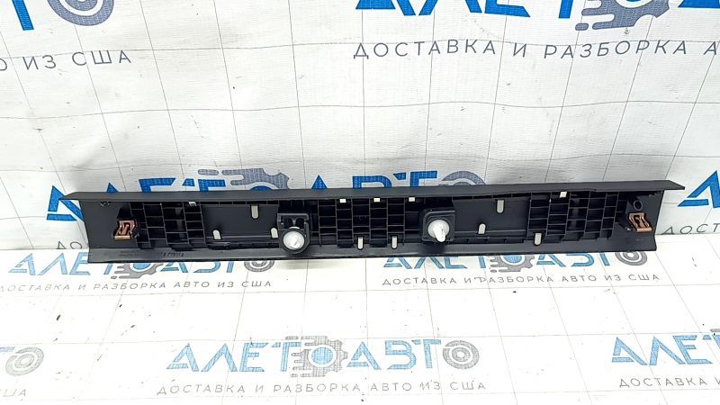Front right door sill plate for Ford Fusion mk5 17-20, black with chrome insert, scratches, dented fastener