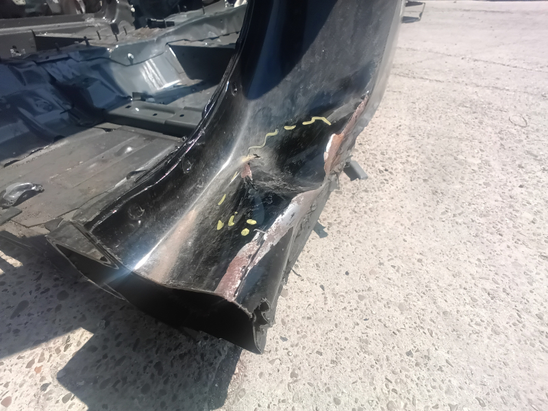 The right central body pillar of a Ford Ecosport 18-22 on the body, dents
