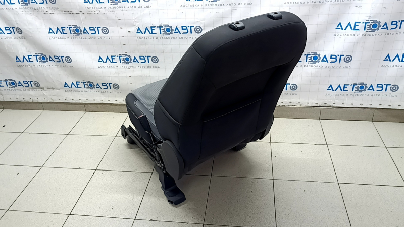 Ford Escape MK3 2017-2019 passenger seat without airbag, manual, cloth, black and gray, dents, dry cleanable
